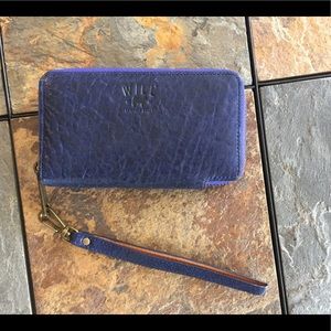 WILL Leather Goods Zip Around Clutch
